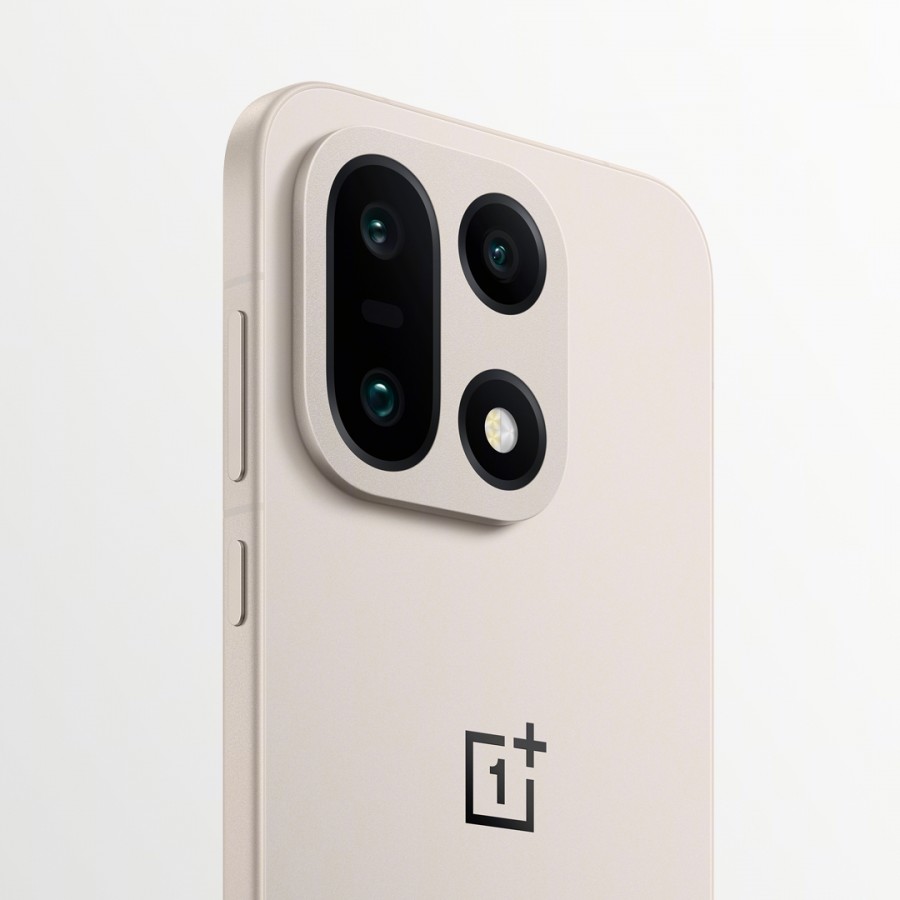 OnePlus 15's Sand Storm color and front design officially revealed