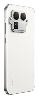 Realme GT 8 Pro (image by Digital Chat Station)