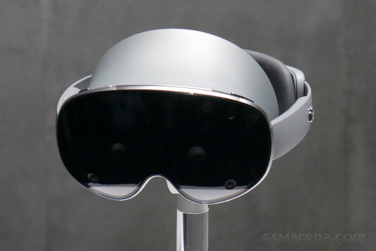 Samsung Project Moohan XR headset seemingly delayed
