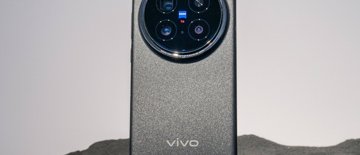 開封済・未使用品 Vivo X300 Pro 16GB+512GB ブラック VIVO X300 Pro 5G Dual SIM, 16GB/512GB – Pure Black (CN Version