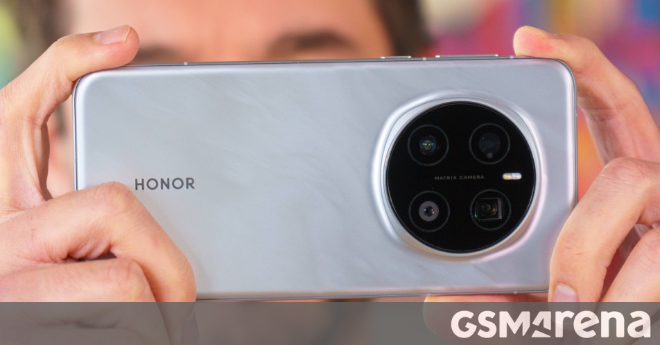 Honor Magic8 Ultra said to offer triple rear cameras with upgraded zoom sensor
