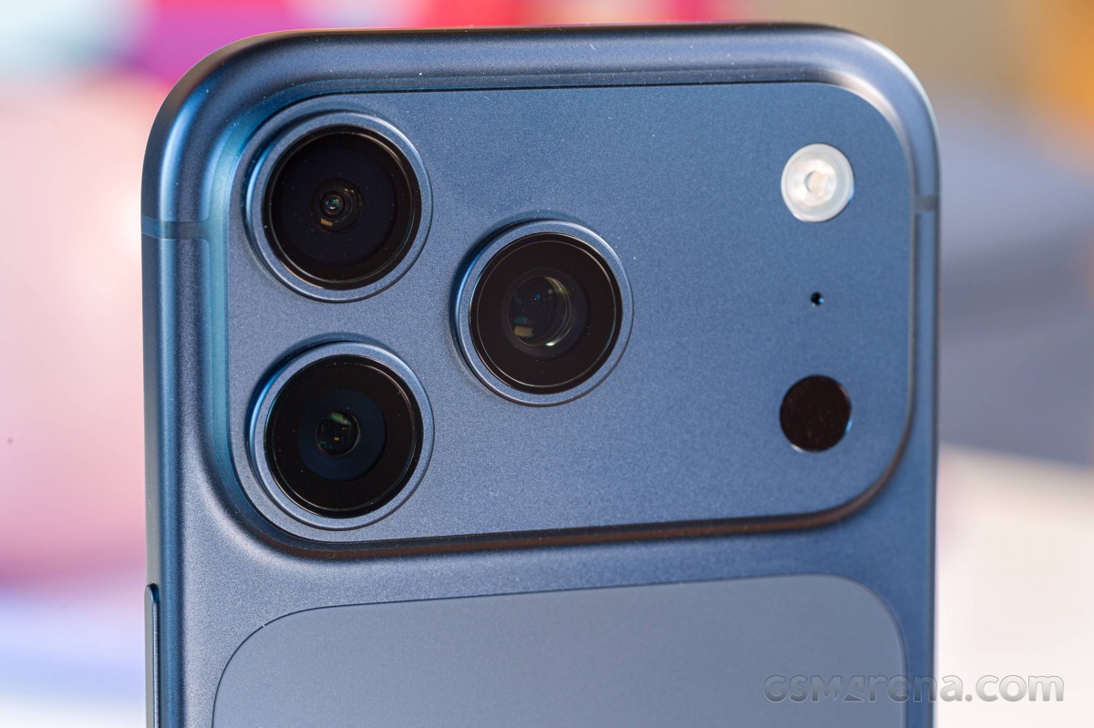 iPhone 18 Pros reiterated to feature variable aperture main cameras