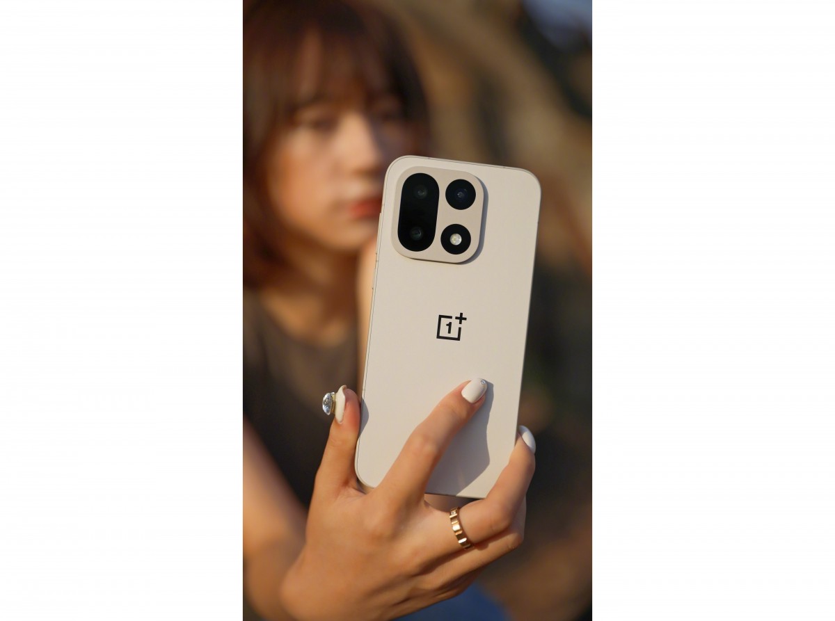 OnePlus 15
