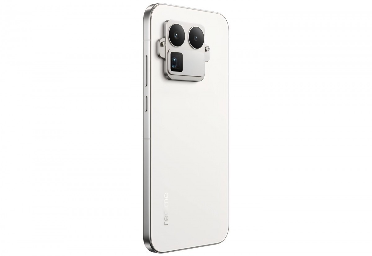 Realme may have moved the GT 8 Pro's global unveiling because of OnePlus