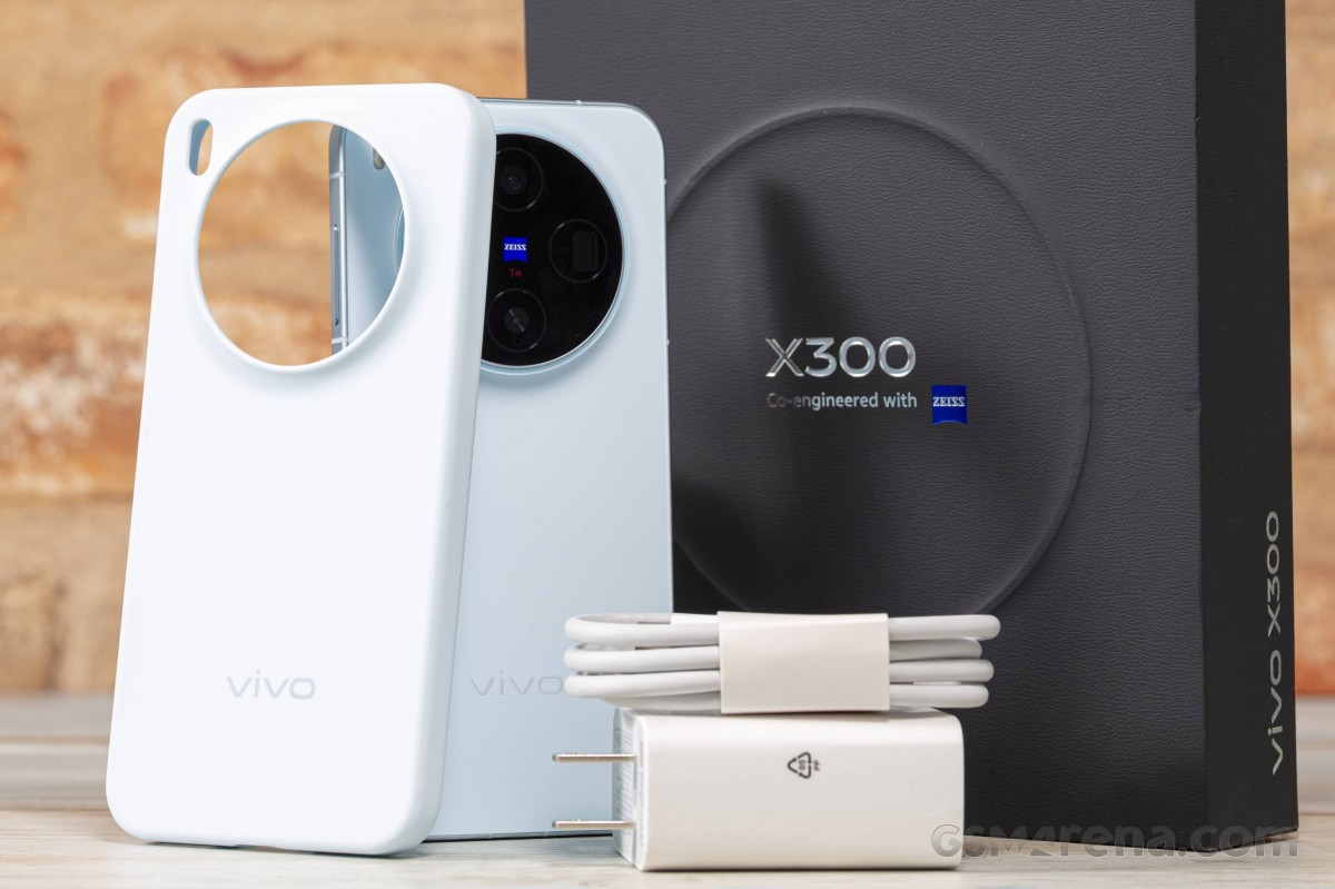 vivo X300 in for review