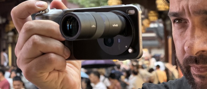 vivo X300 Pro Photographer Kit with Telephoto Extender