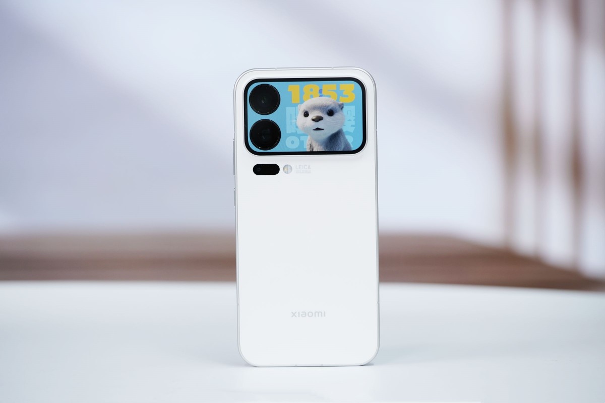 The Xiaomi 17 Pro and Pro Max's rear screen wasn't just a fad, it's here to stay