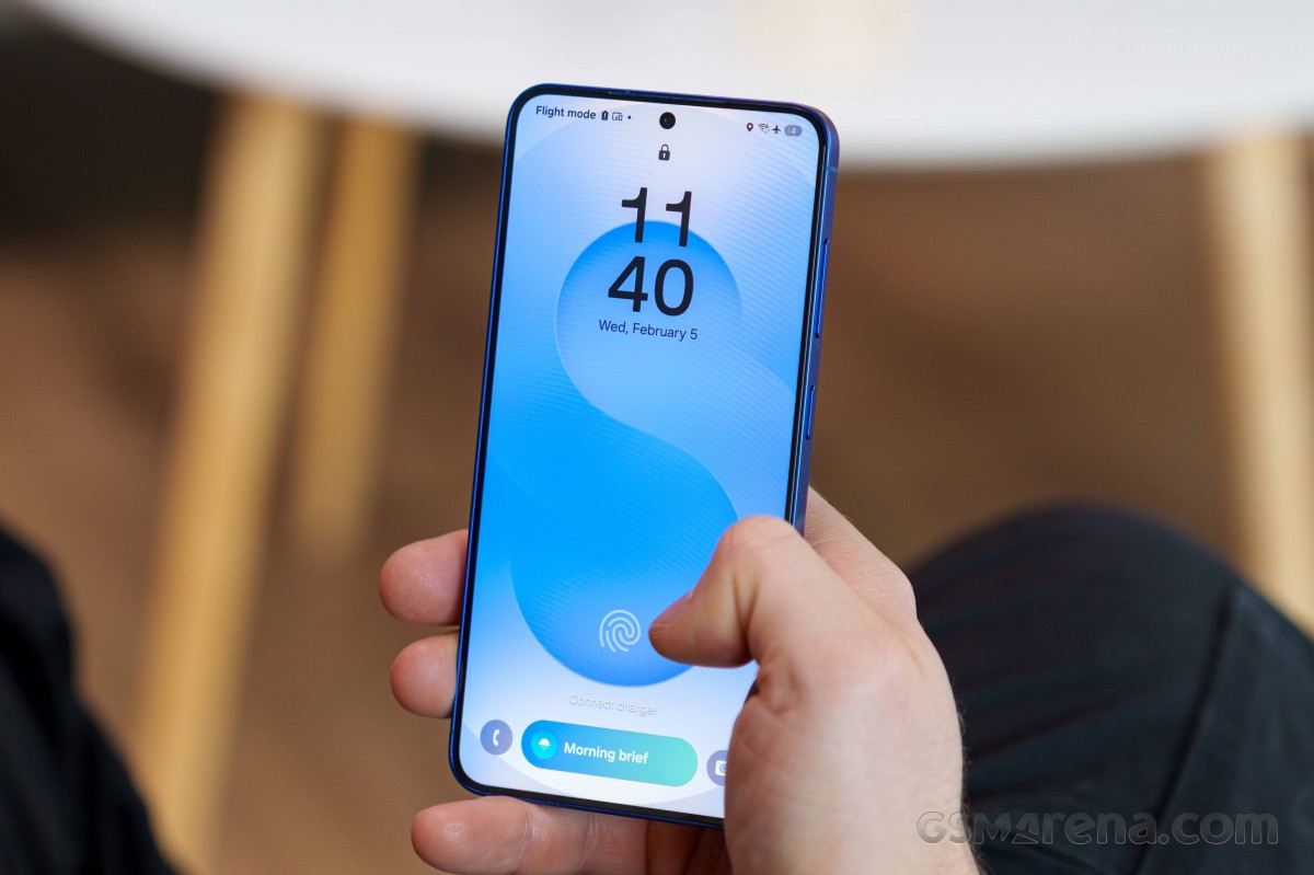 Infinium tech | Graphics designing company Samsung Galaxy S25