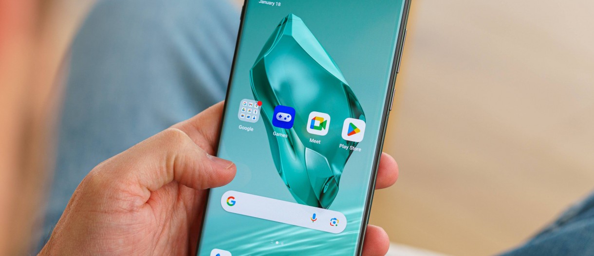 OnePlus 12 starts receiving the Android 16 update - GSMArena.com news