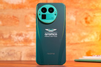 Infinium tech | Graphics designing company realme gt8 pro dream edition