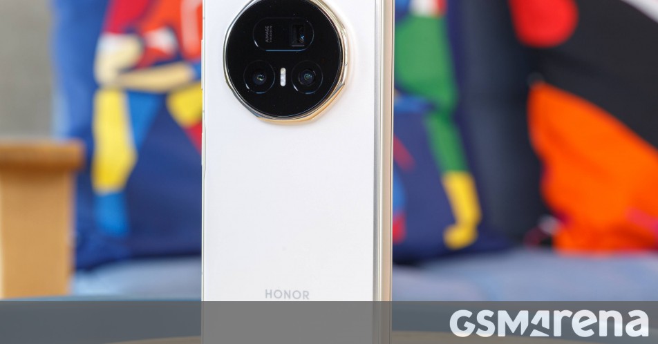 Honor once again rumored to give the Magic V6 a higher-res main camera