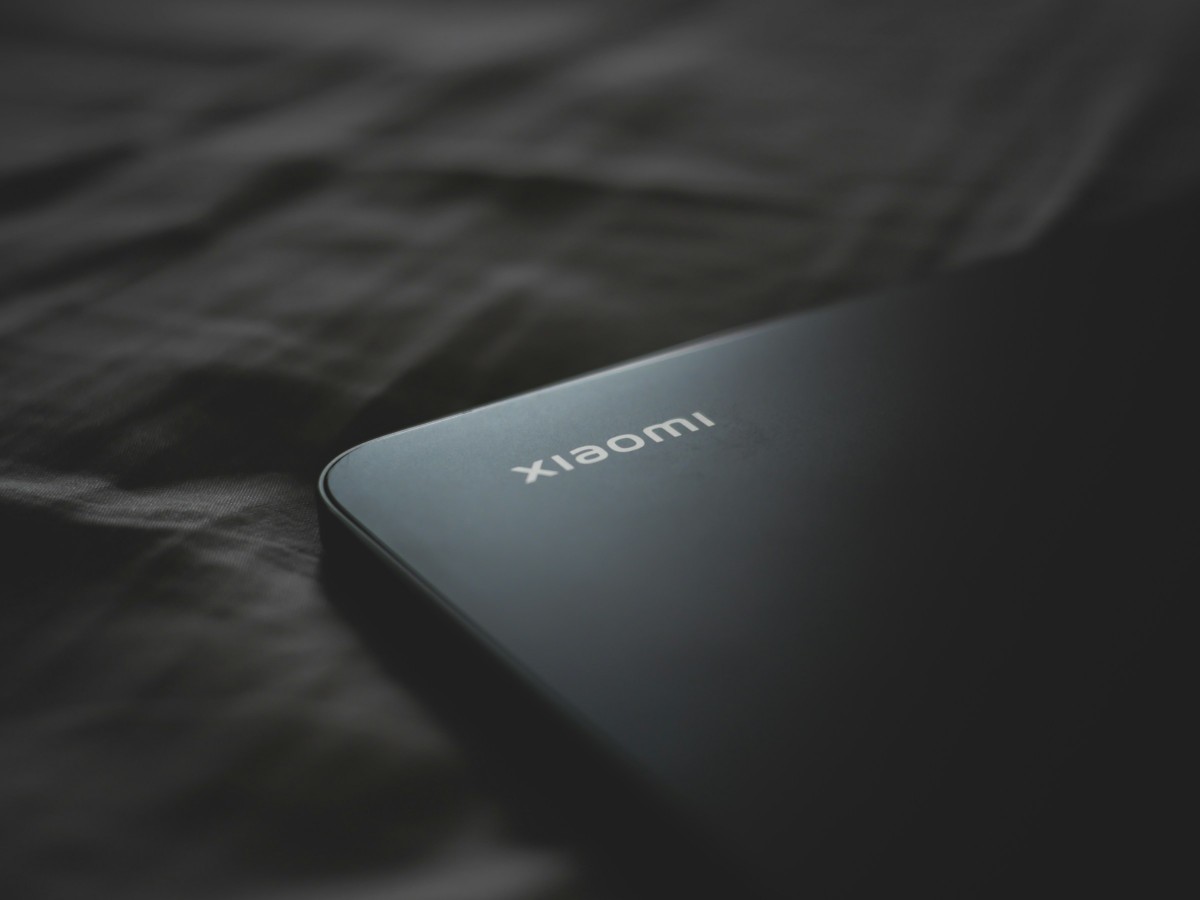 Xiaomi is working on a decently slim phone with a 10,000 mAh battery