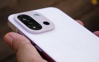 More details about the OnePlus 15T surface online