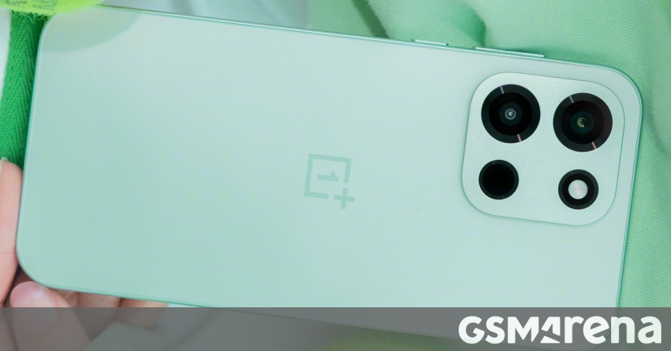 OnePlus showcases the Turbo 6 in live images