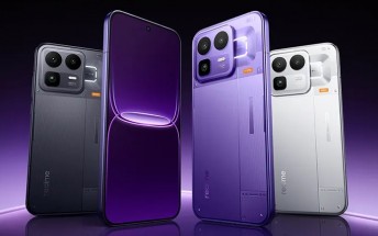 Realme Neo8 showcased in all three colorways