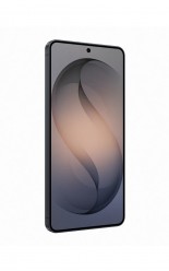 गैलेक्सी S26+ काले रंग में