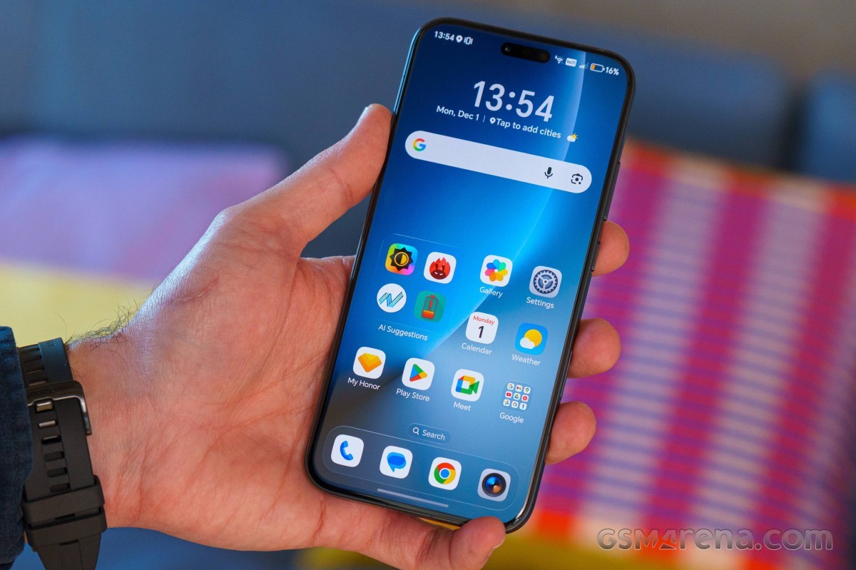 Honor Magic8 Pro running MagicOS 10