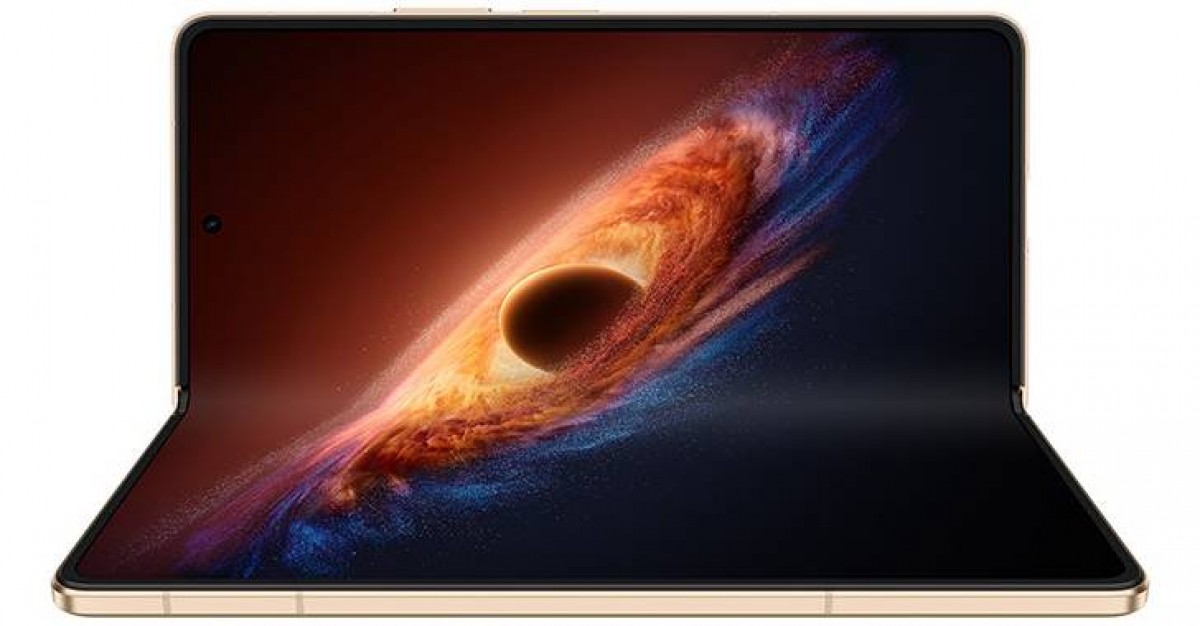 Honor Magic V6 in red