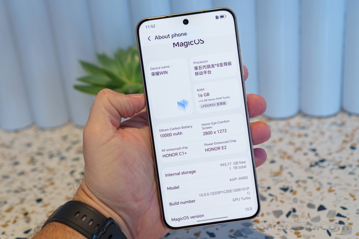 ऑनर विन 10,000mAh की बैटरी के साथ आता है