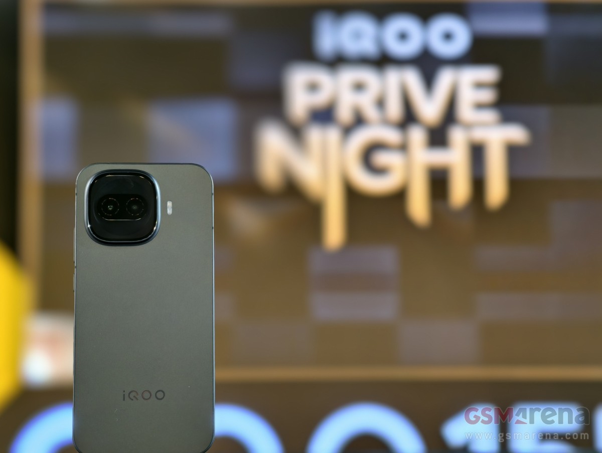Here's our first look at the upcoming iQOO 15R
