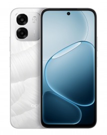 Oppo A6i+ in Glacier White