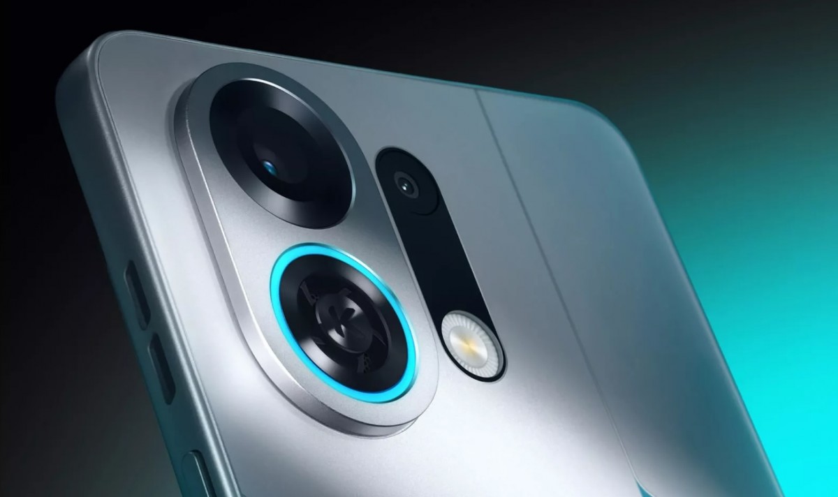 Oppo K13 Turbo Pro with active-cooling fan