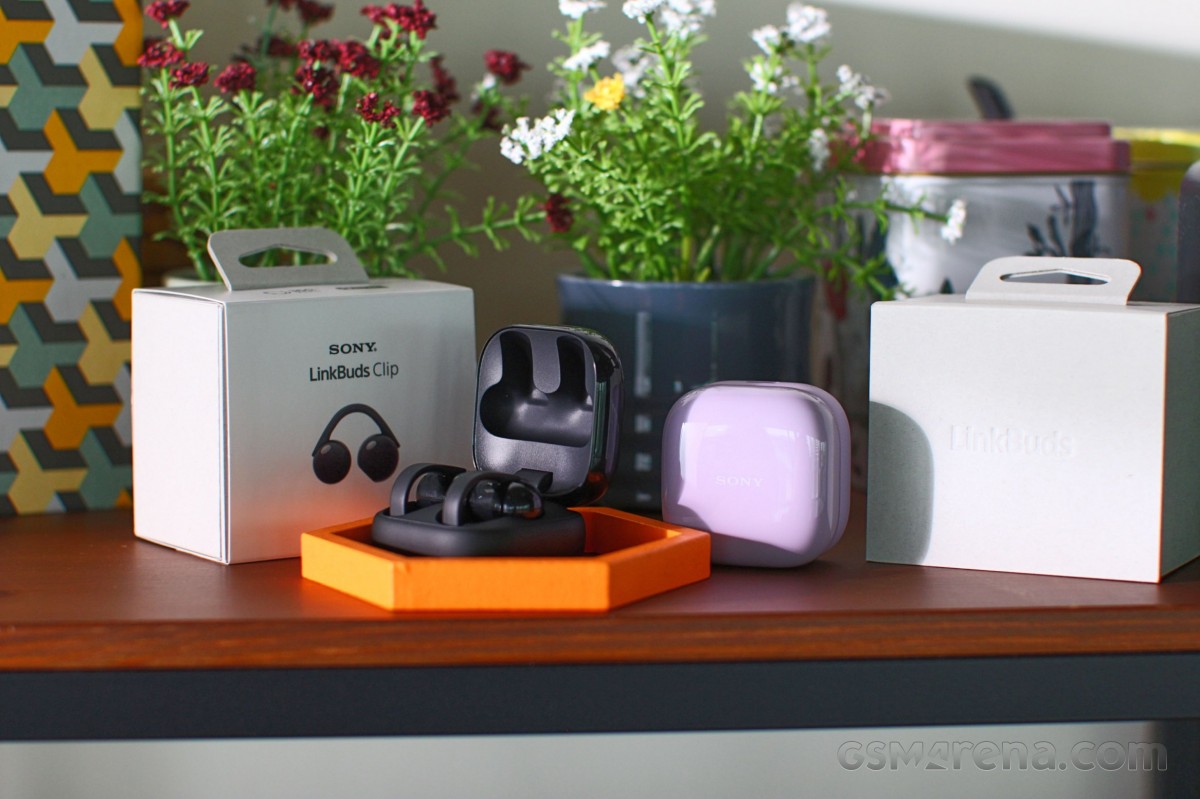Sony LinkBuds Clip unboxing