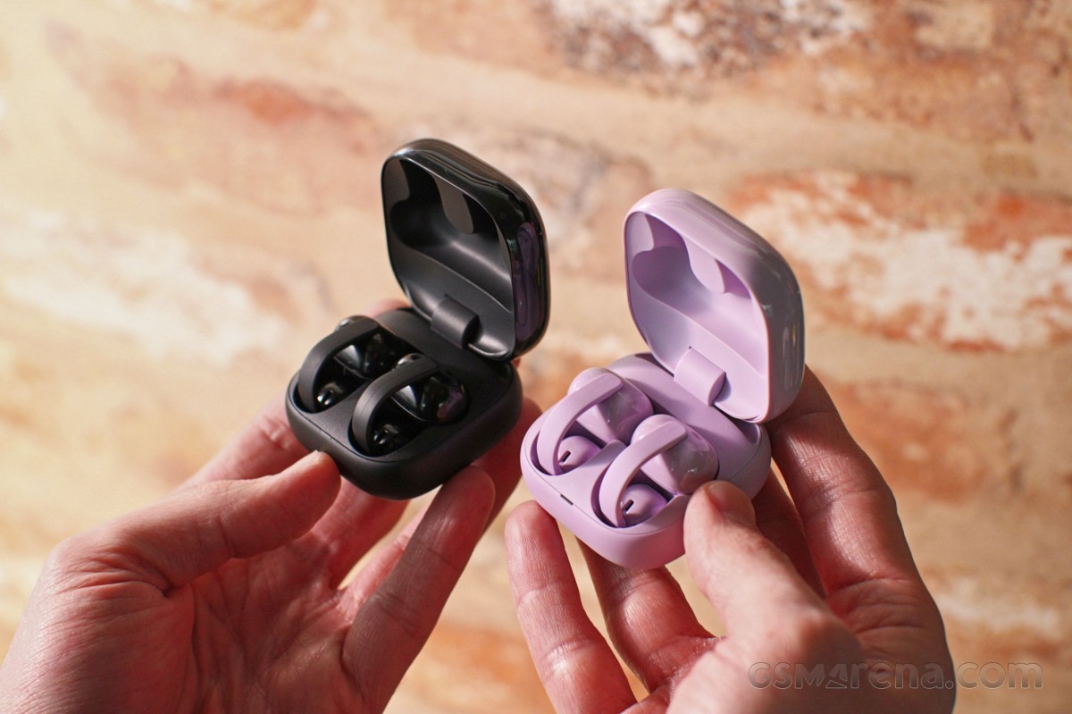 Sony LinkBuds Clip unboxing