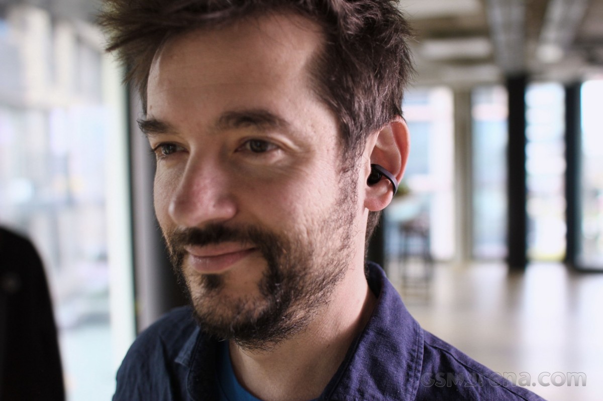 Sony LinkBuds Clip unboxing