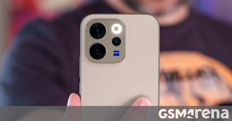 vivo V70 in for review