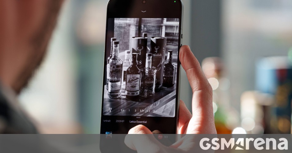 Xiaomi teases the global 17 Ultra with a video 