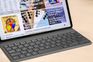 Xiaomi Pad 8 Pro और नियमित कीबोर्ड केस