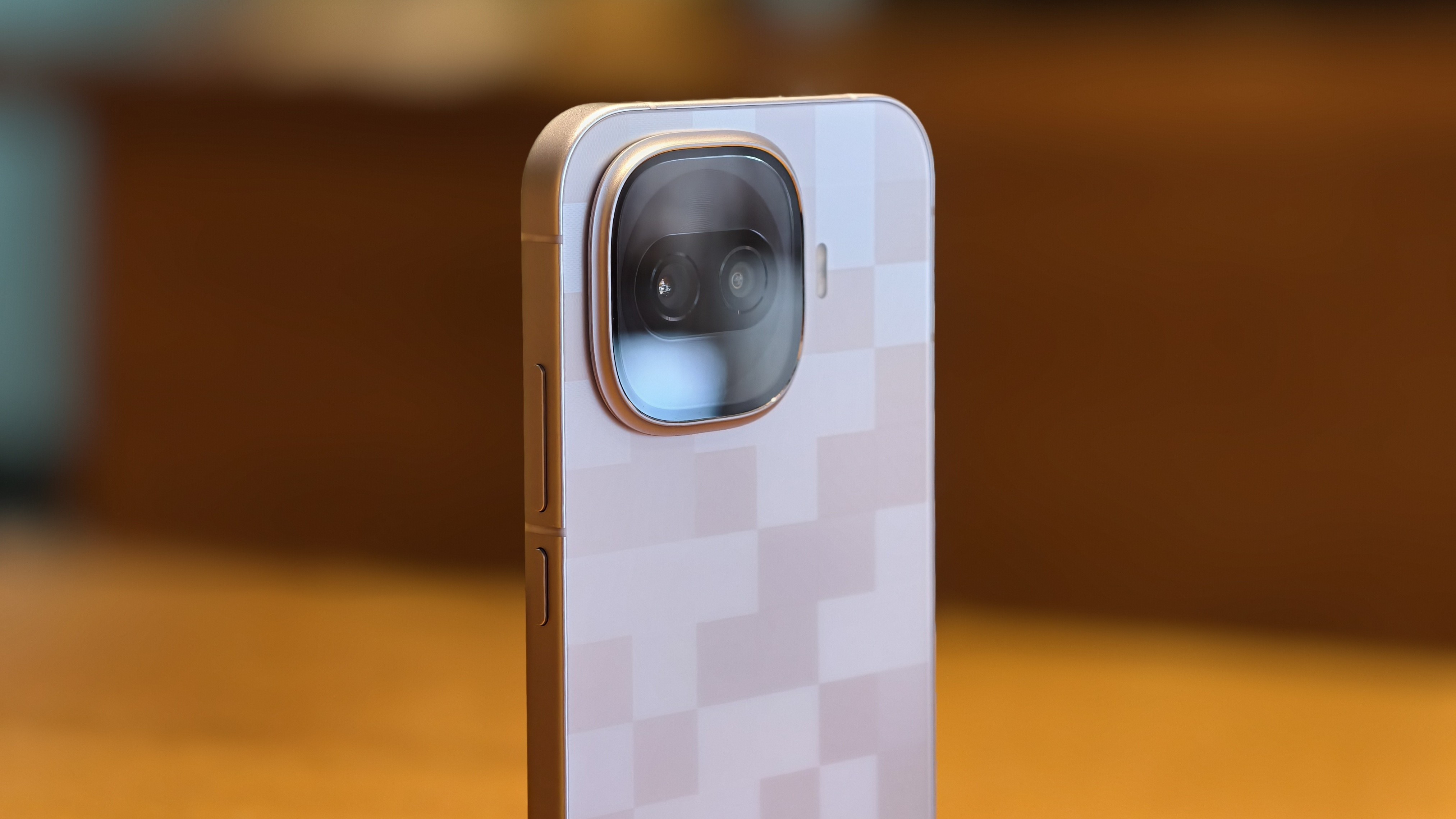 iQOO 15R Hands-On Review