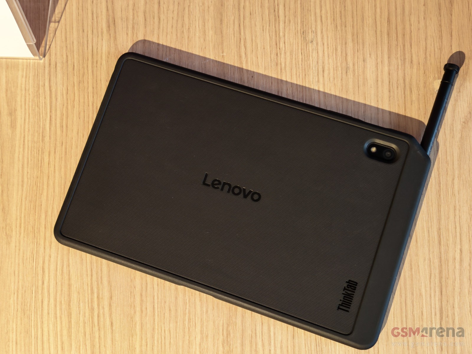 The ThinkTab X11 has a built-in stylus