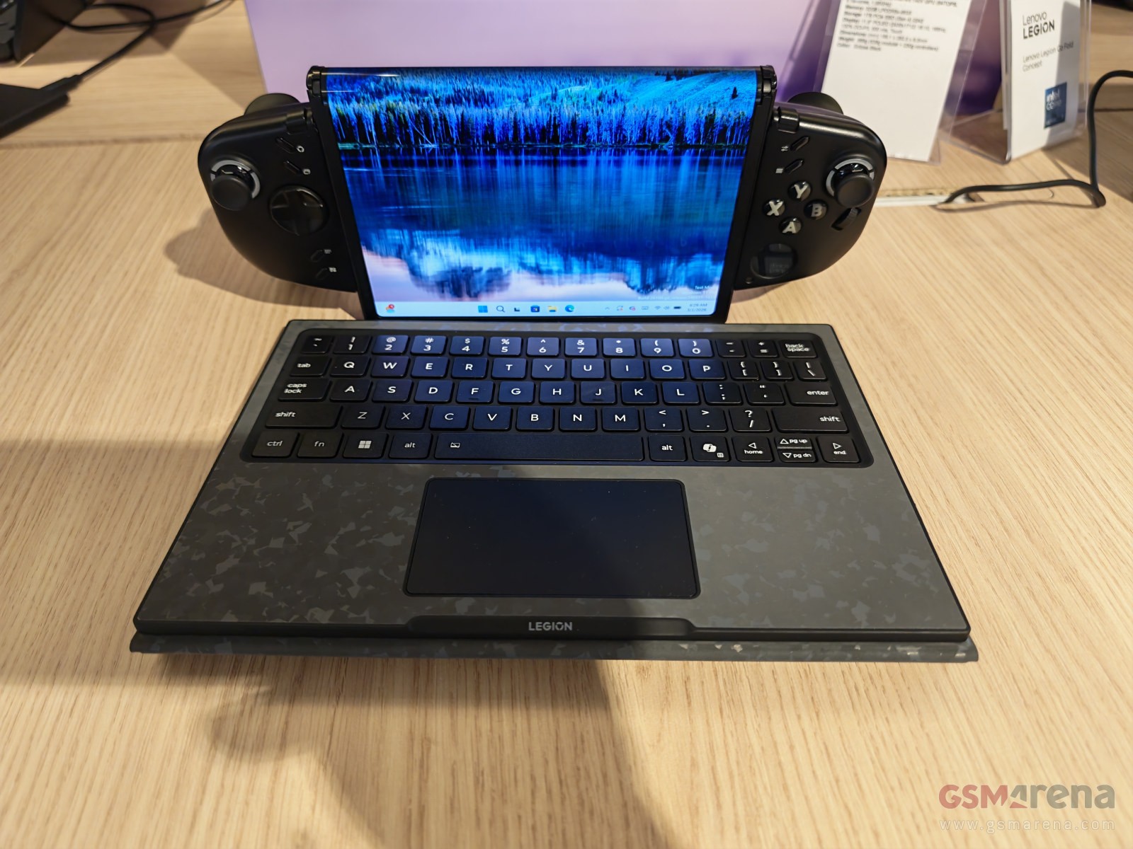 Lenovo Legion Go Fold Concept and the optional keyboard