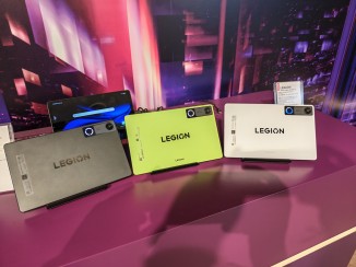 Lenovo Legion Tab in Eclipse Black, Surge Green and Glacier White
