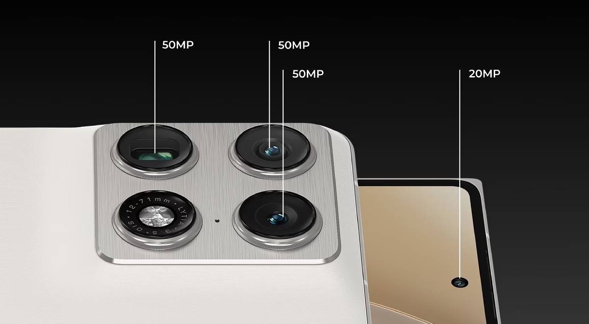 The Motorola Razr Fold has a triple 50MP camera on the back