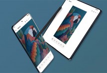 The Motorola Pen Ultra stylus works on both displays