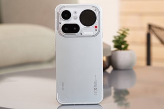 नई मेटल यूनिबॉडी