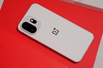 More OnePlus 15T images