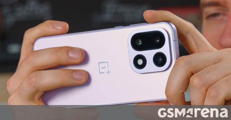 OnePlus 16's chipset and camera specs tipped