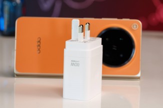 ओप्पो फाइंड एन6 को अनबॉक्स करना