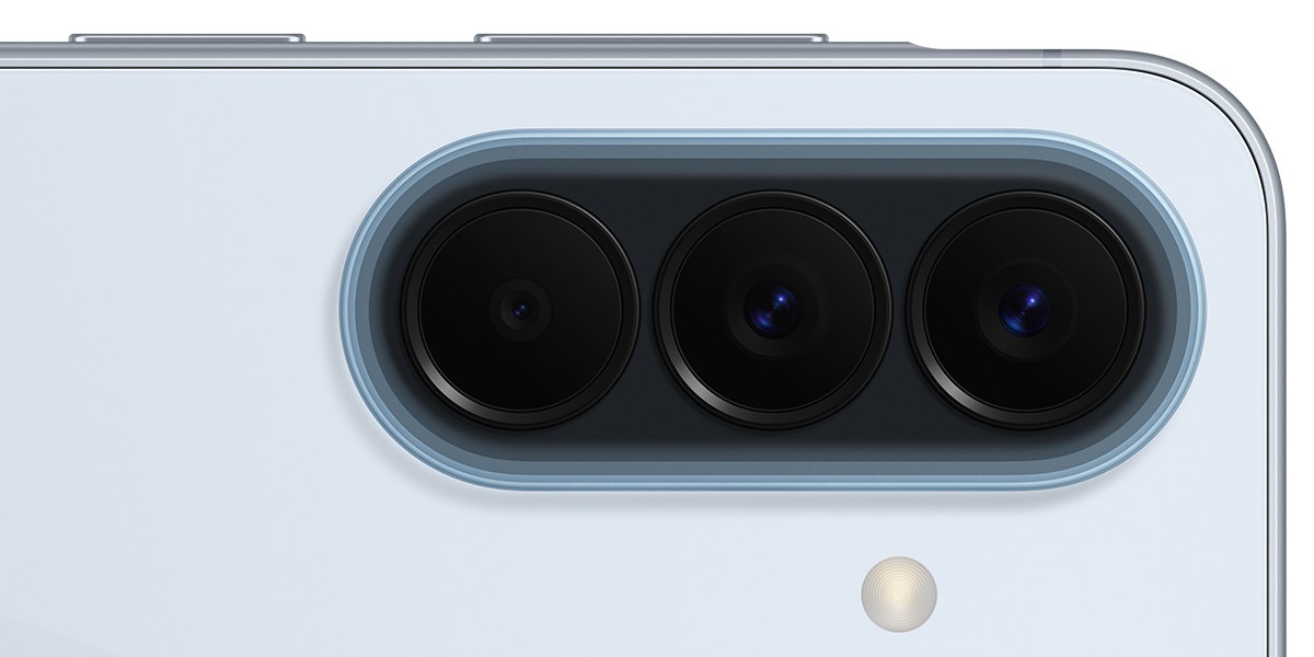 गैलेक्सी A57 एक नए चिपसेट और IP68 रेटिंग, स्लिम गैलेक्सी A37 टैग के साथ आता है