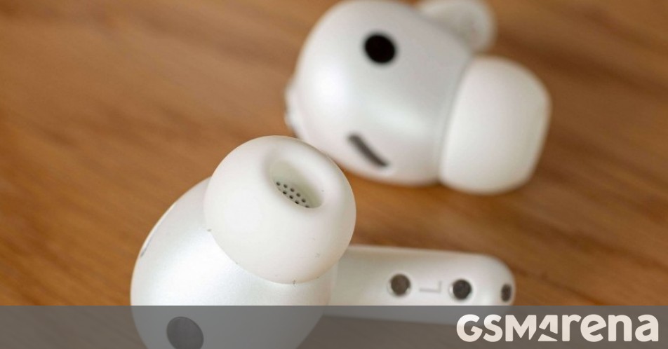 Samsung's new app temporarily cures motion sickness through earbuds