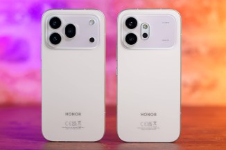 The Honor 600 Pro (right) and the Honor 600