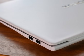 Ports – No USB-C on the right, no USB-A on the left