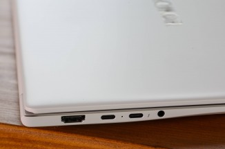 Ports – No USB-C on the right, no USB-A on the left