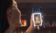 Insta360 Snap adds a magnetic touchscreen viewfinder to your phone