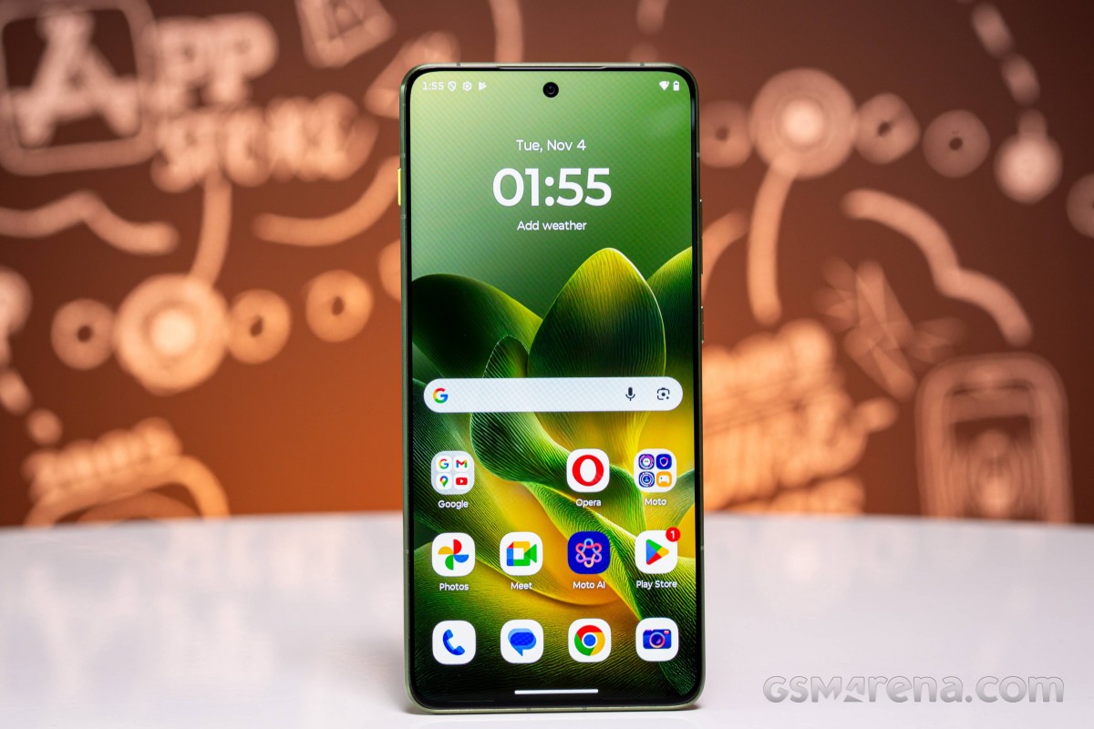 मोटोरोला एज 70