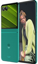 Moto Razr 70 in: Sporting Green